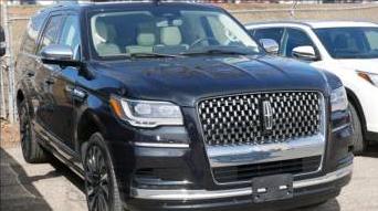 LINCOLN NAVIGATOR L 2023 5LMJJ3TGXPEL02493 image